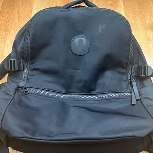 New Crew Backpack 22L